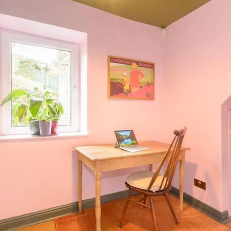 Entire Cottage In The Beautiful Calder Valley 할리팩스 외부 사진