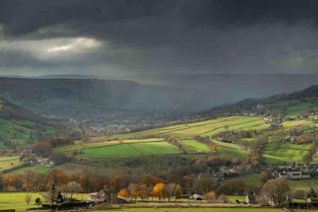 Entire Cottage In The Beautiful Calder Valley 할리팩스 외부 사진