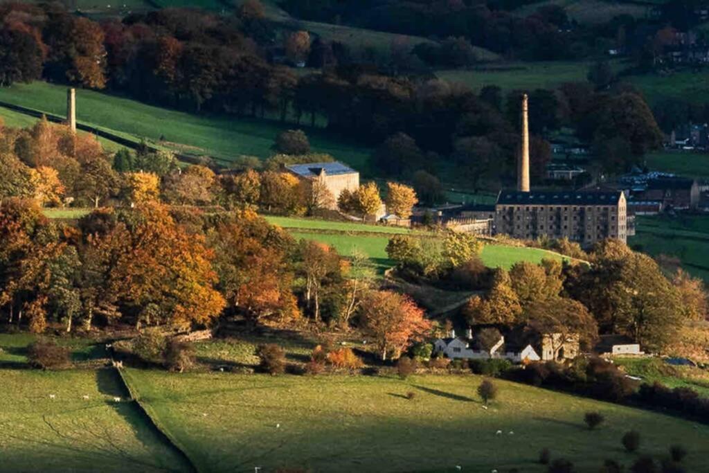 Entire Cottage In The Beautiful Calder Valley 할리팩스 외부 사진